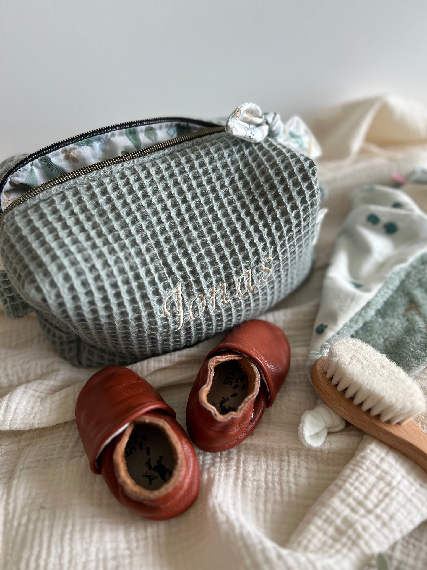 Trousse de toilette nid d'abeille