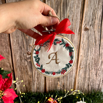 Boule de Noël brodée personnalisée